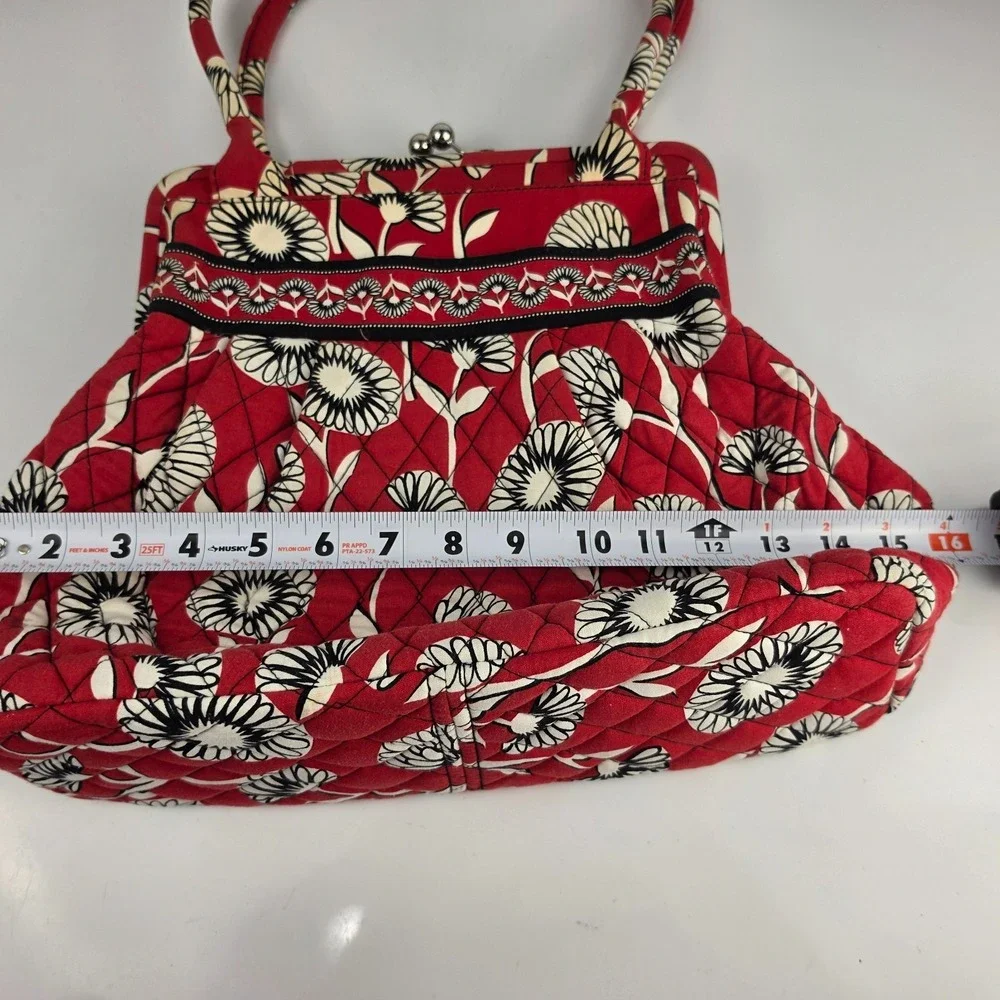 Vera Bradley Deco Daisy Red Eloise Kiss Lock Frame Bag Retired 2011 Floral